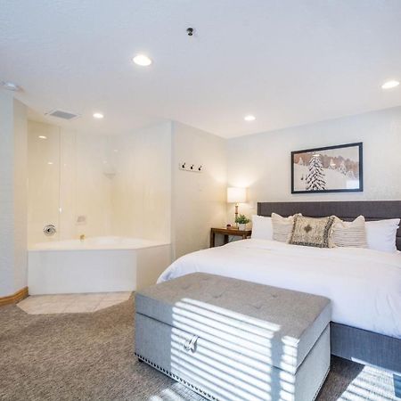 Powder Hound 1 Bedroom Brighton Chalet Экстерьер фото