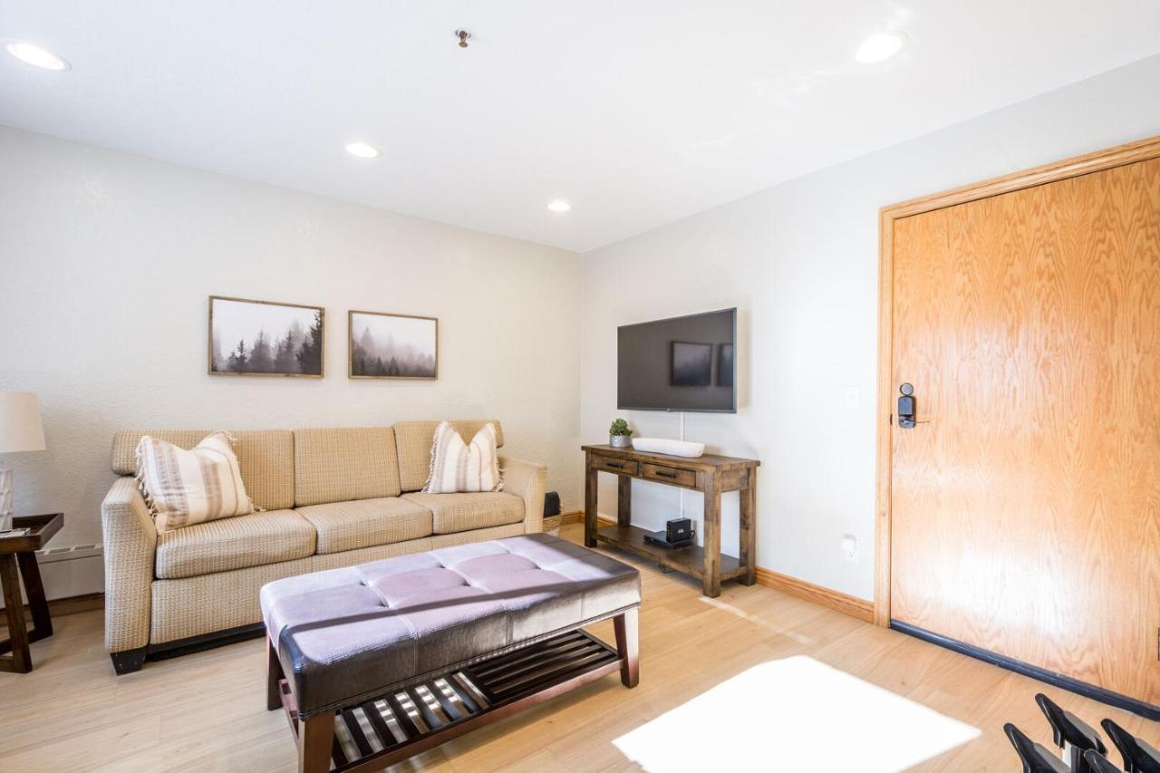 Powder Hound 1 Bedroom Brighton Chalet Экстерьер фото