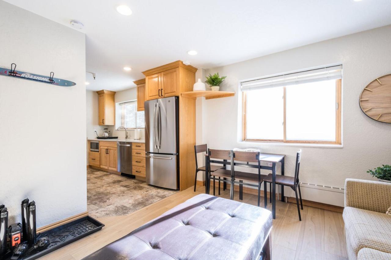 Powder Hound 1 Bedroom Brighton Chalet Экстерьер фото